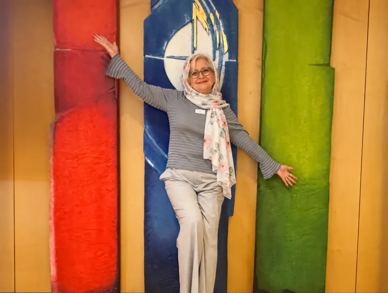 It shows me in full posture, leaning against a wall with Christian symbolism. I was a guest at the Hottingerplatz retirement home